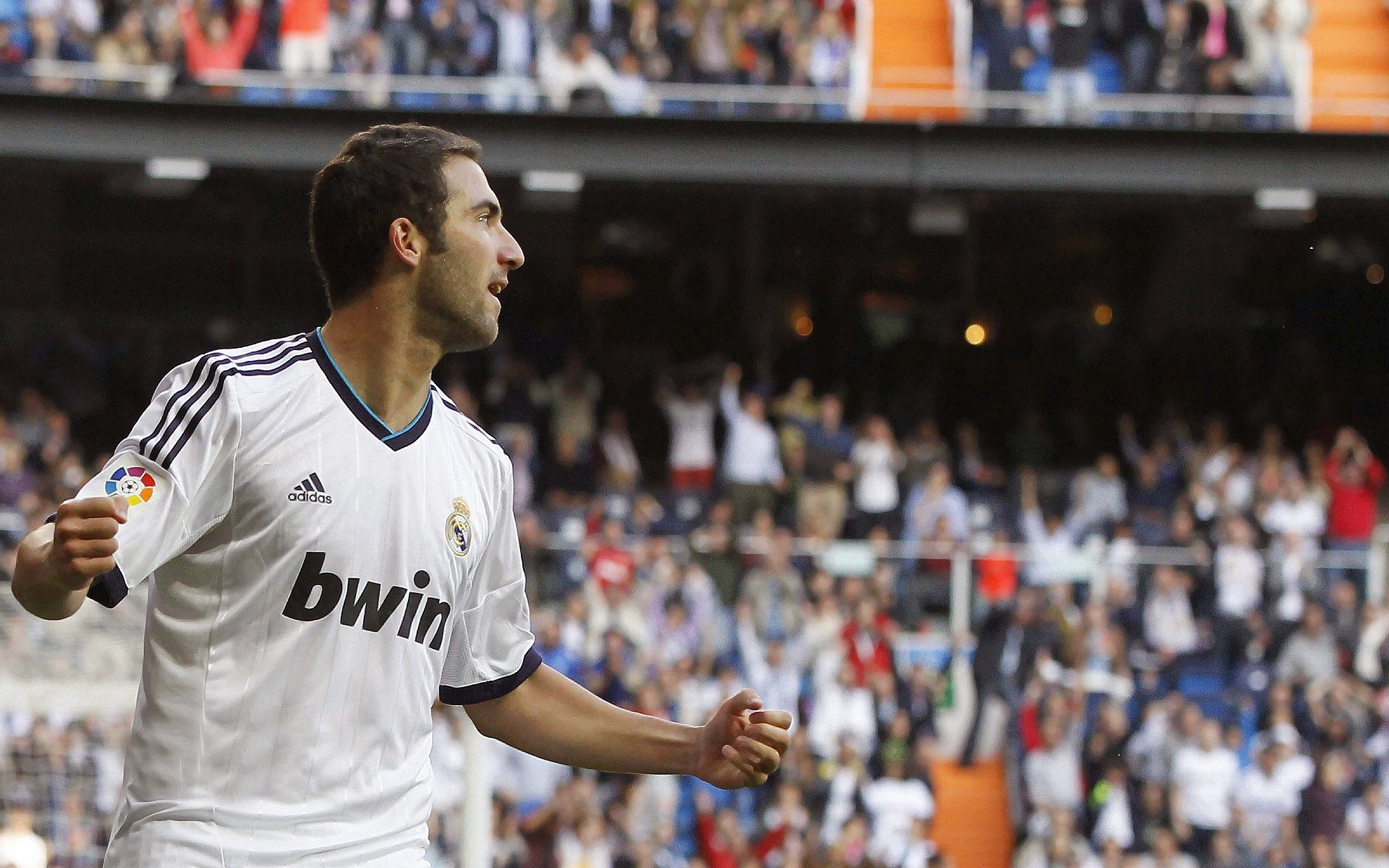 球迷倡议推动公平票务政策,赛事透明度提升