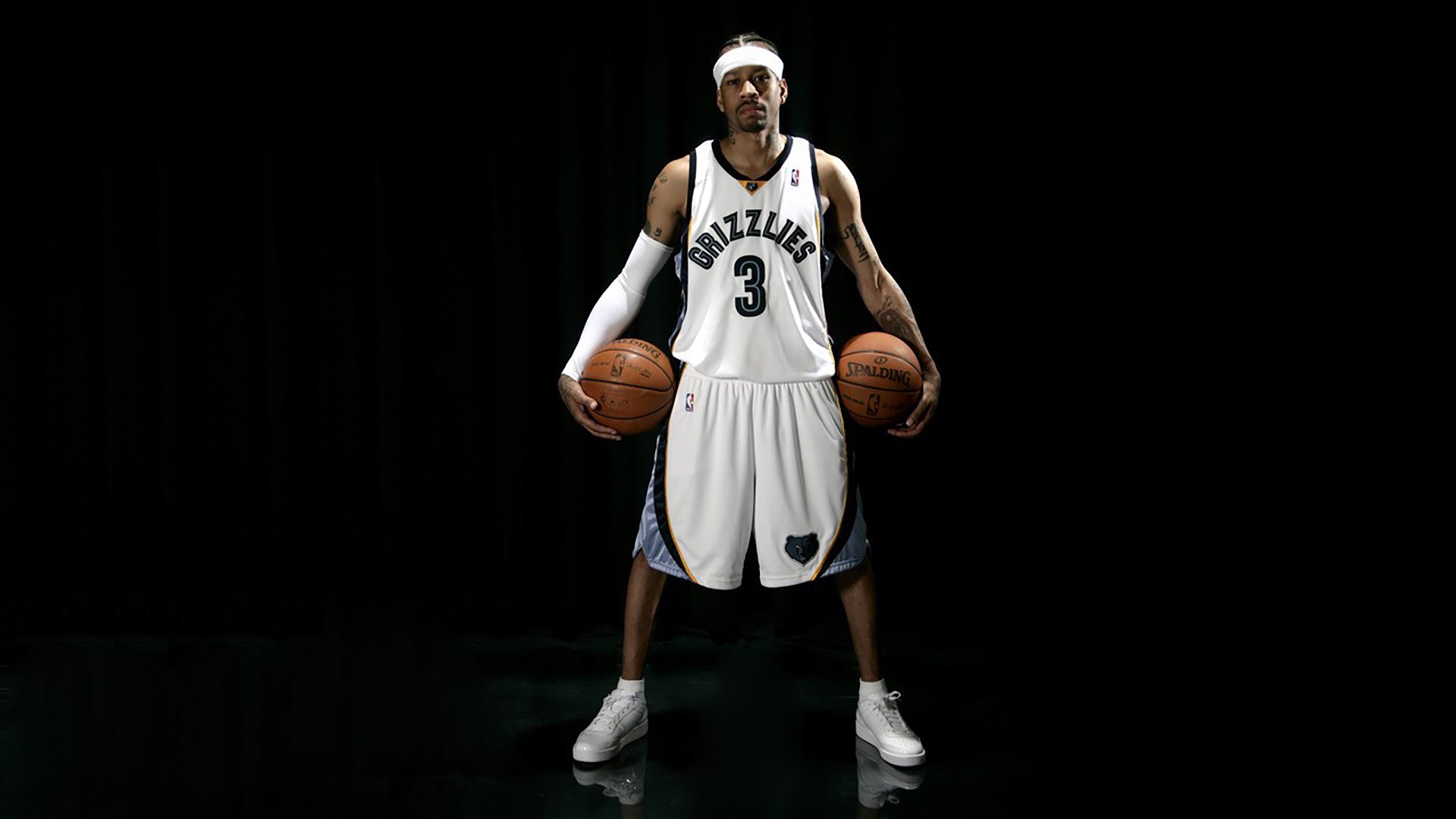 Davis 激励队友凝聚团队力量，激励团队的人员话语